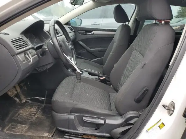 2013 VOLKSWAGEN PASSAT S  