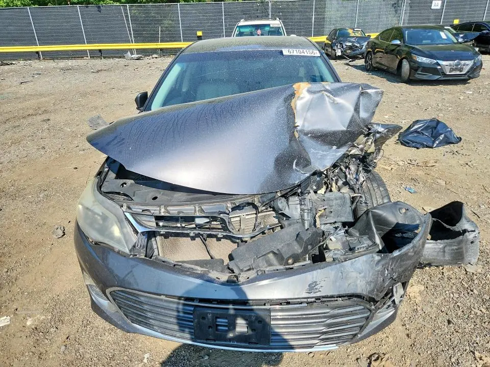 2015 TOYOTA AVALON XLE  