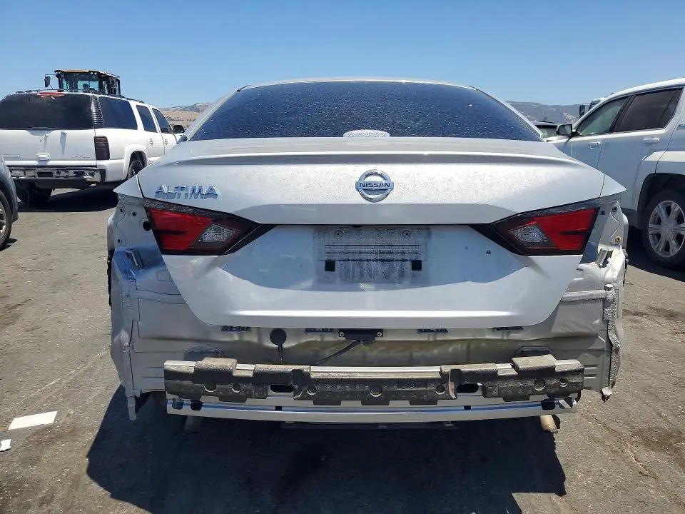 2022 NISSAN ALTIMA S  
