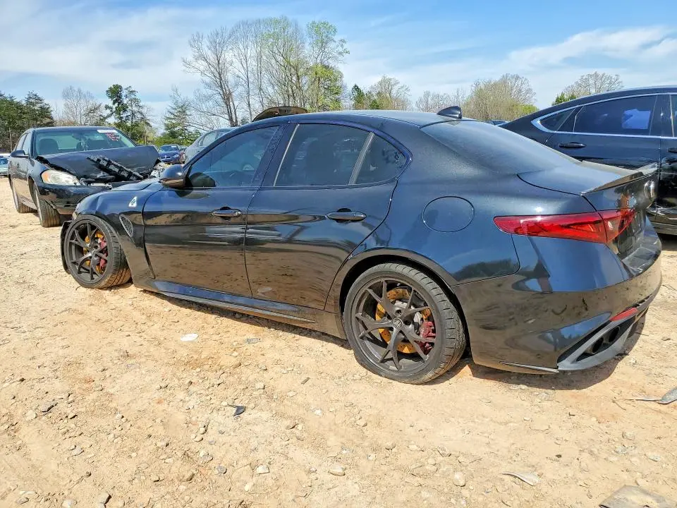 2017 ALFA ROMEO GIULIA QUADRIFOGLIO  
