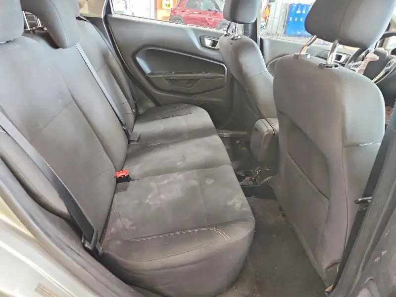 2016 FORD FIESTA SE  