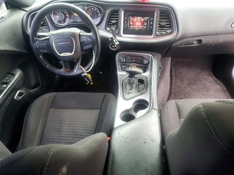 2016 DODGE CHALLENGER SXT  