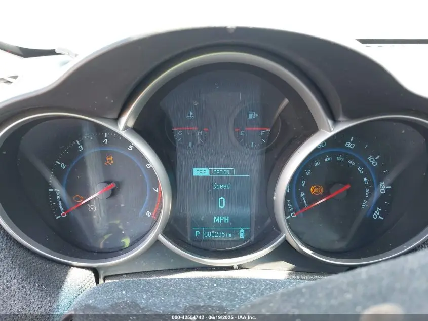 2014 CHEVROLET CRUZE 1LT AUTO