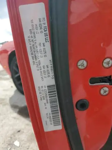 2016 DODGE CHALLENGER SXT  