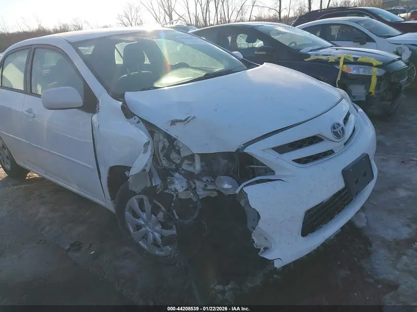 2011 TOYOTA COROLLA LE