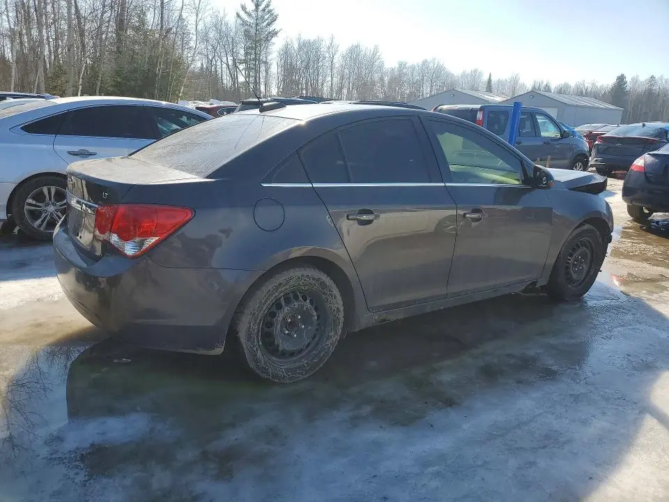 2015 CHEVROLET CRUZE LT  