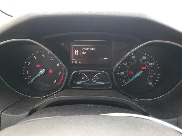 2015 FORD FOCUS SE  