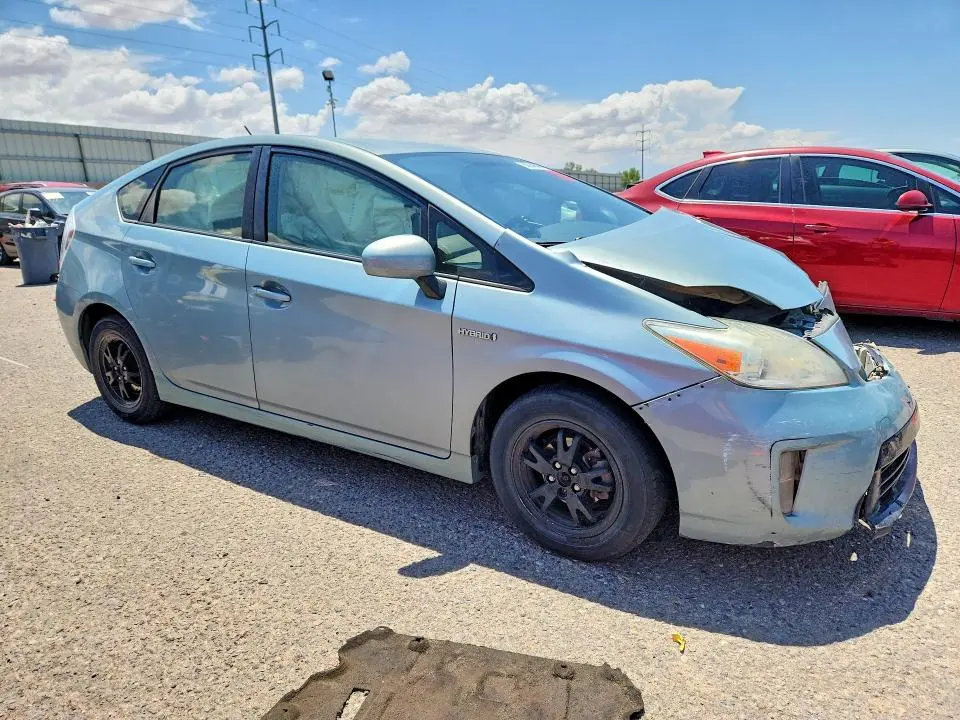 2015 TOYOTA PRIUS TWO  