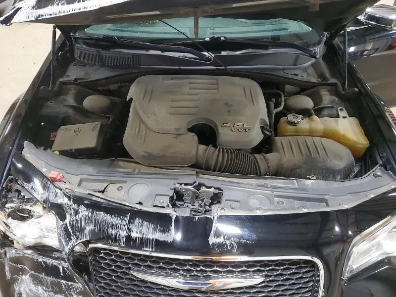 2015 CHRYSLER 300C   