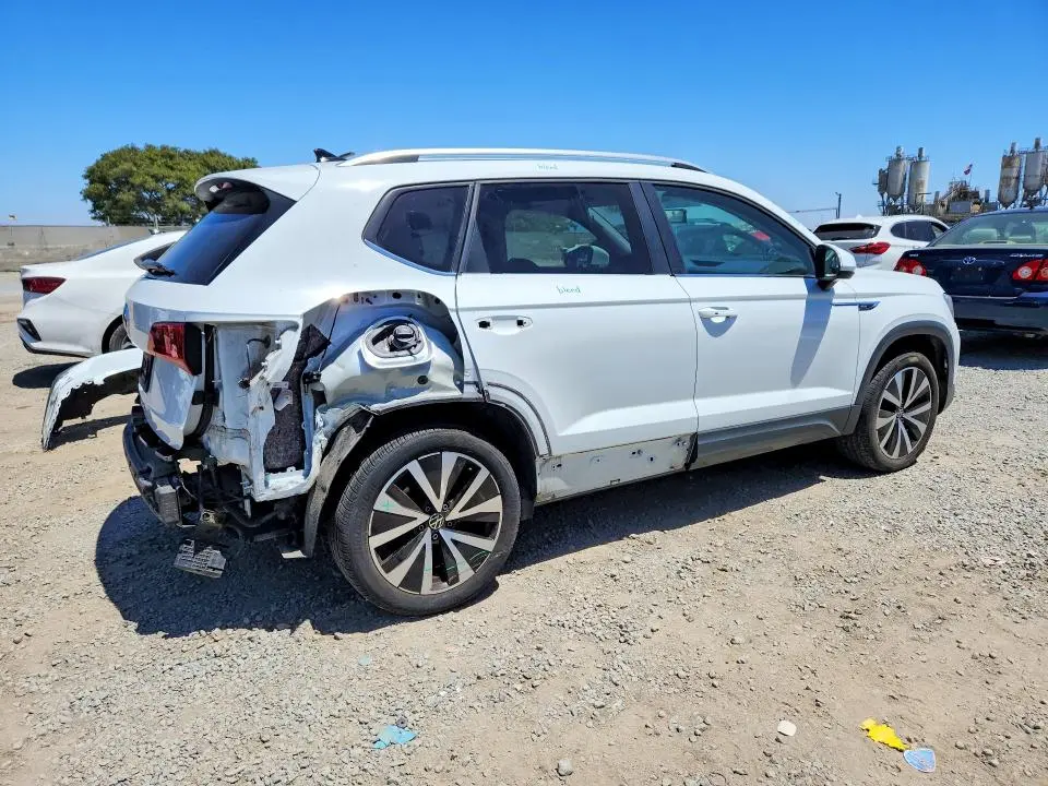 2022 VOLKSWAGEN TAOS SE  
