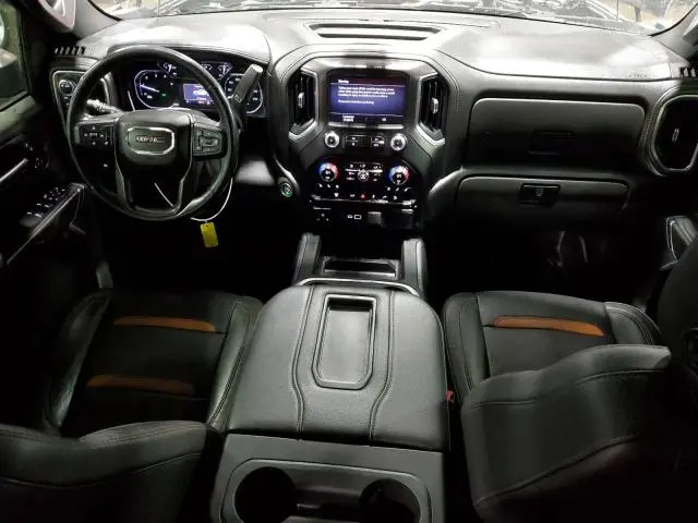 2022 GMC SIERRA K2500 AT4  