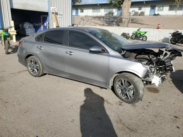 2023 KIA FORTE LX  