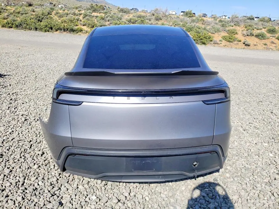 2026 TESLA MODEL Y   