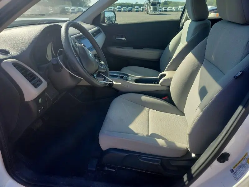 2021 HONDA HR-V LX  