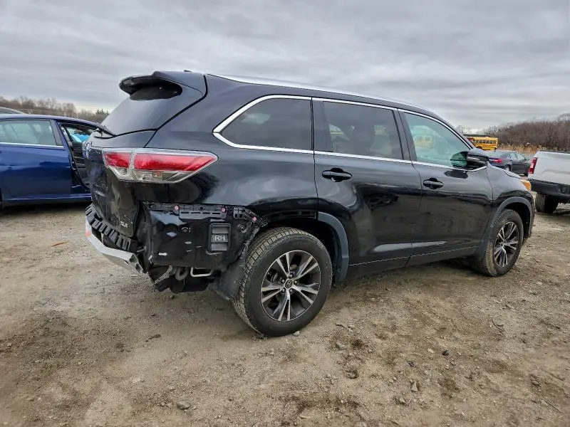 2016 TOYOTA HIGHLANDER XLE  