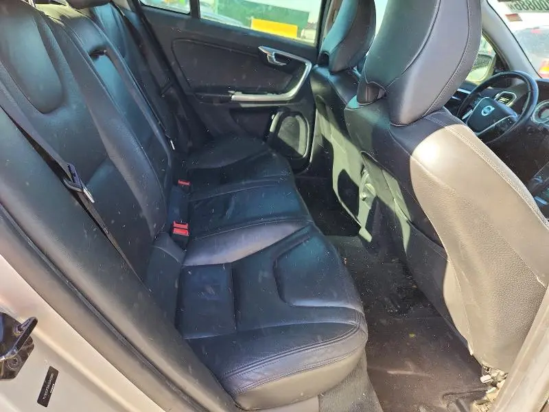 2012 VOLVO S60 T5  