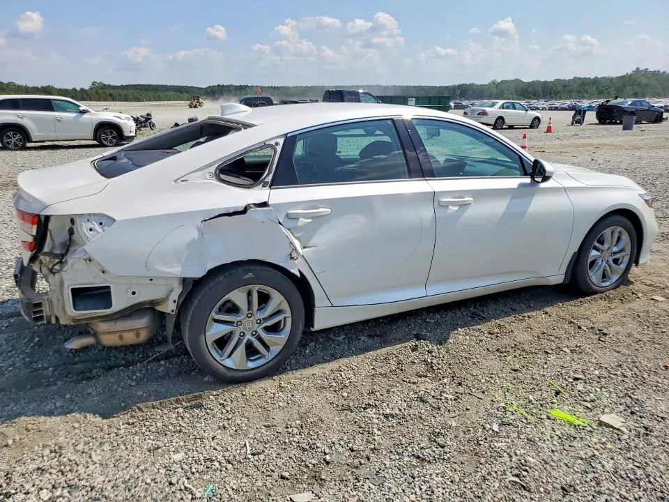 2019 HONDA ACCORD LX  