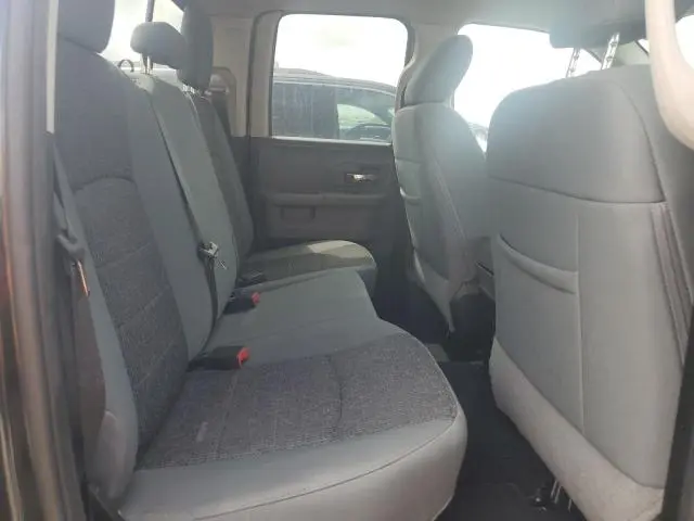 2018 RAM 1500 SLT  