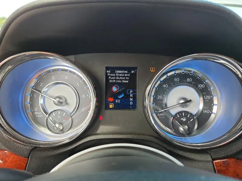 2012 CHRYSLER 300 LIMITED  