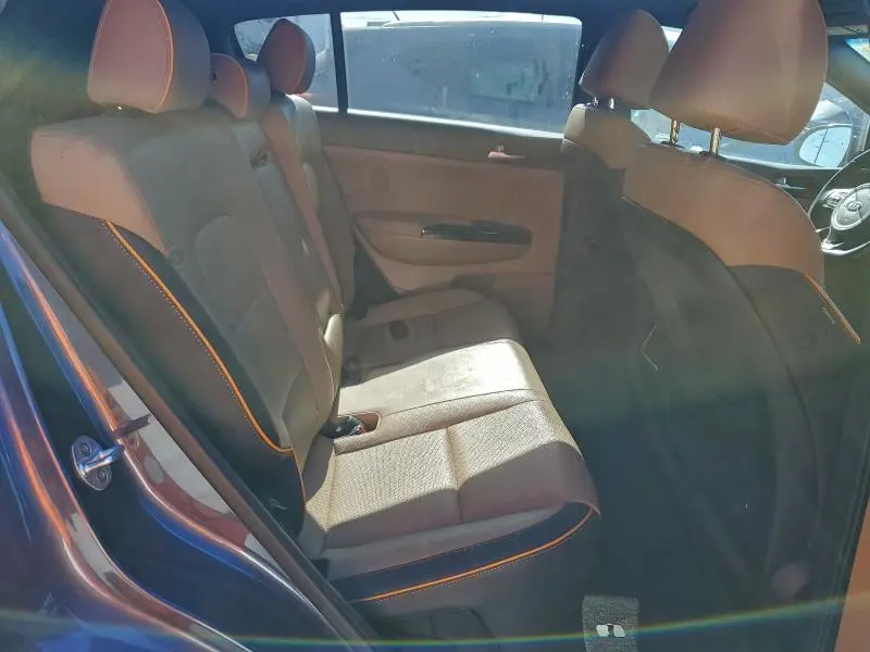 2018 KIA SPORTAGE SX  