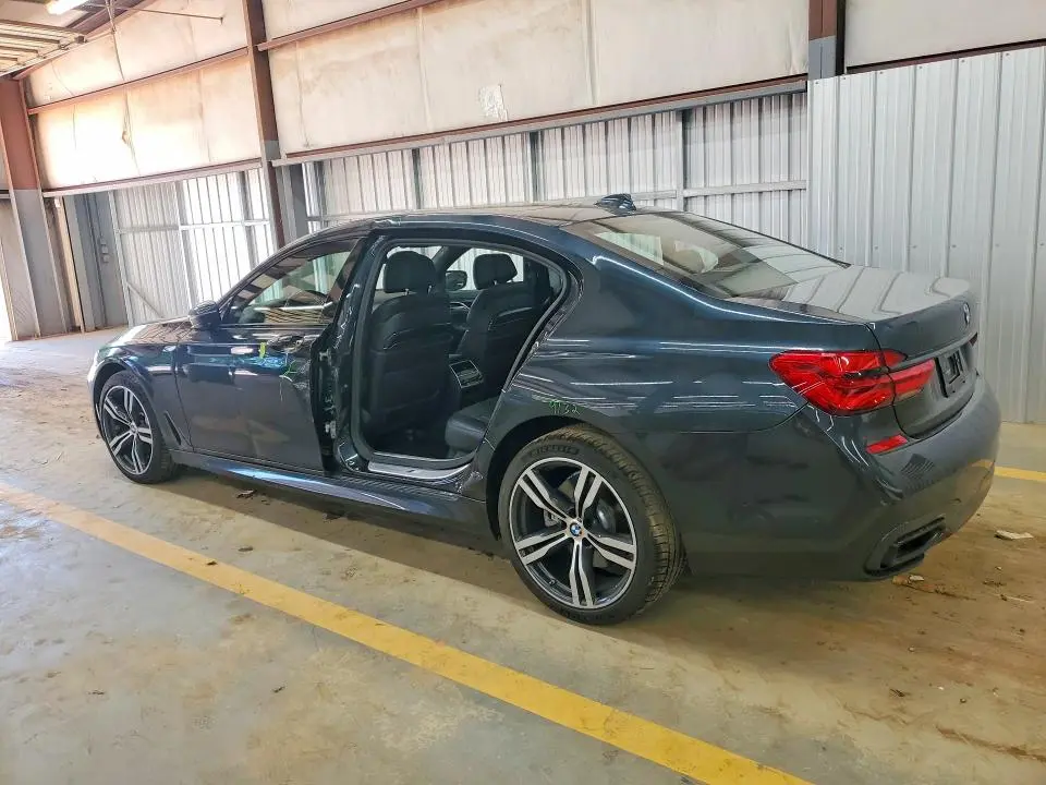 2019 BMW 750 I  
