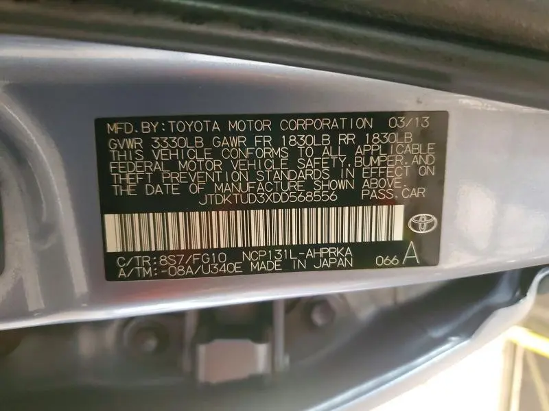 2013 TOYOTA YARIS 5-DOOR LE  