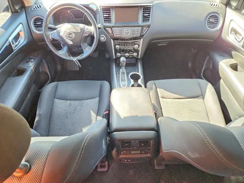 2019 NISSAN PATHFINDER SV  