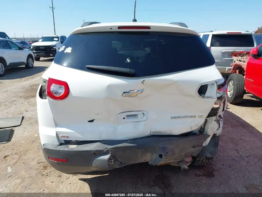 2012 CHEVROLET TRAVERSE 2LT