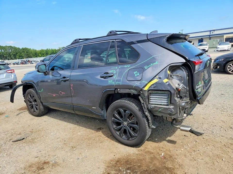 2022 TOYOTA RAV4 SE  