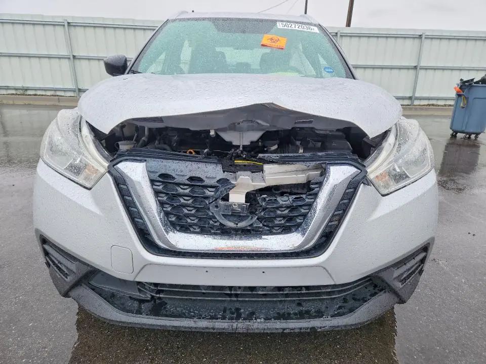 2018 NISSAN KICKS S  