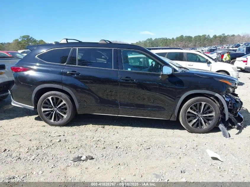 2021 TOYOTA HIGHLANDER XSE