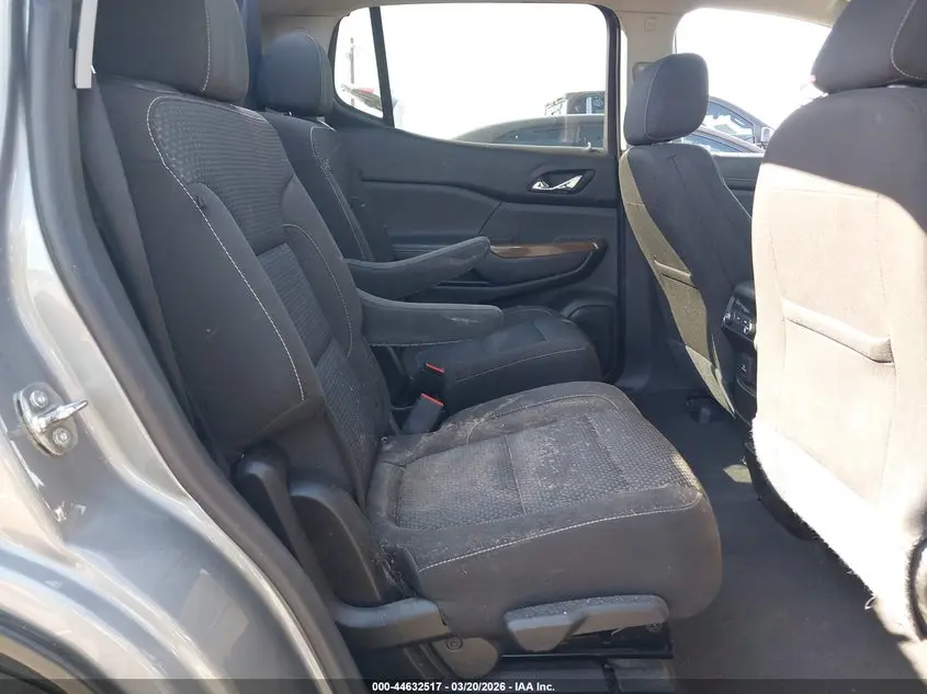 2023 GMC ACADIA FWD SLE