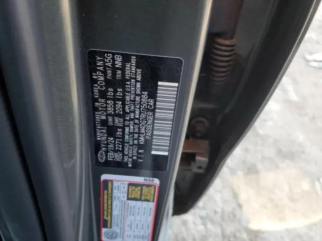 2024 HYUNDAI ELANTRA SEL