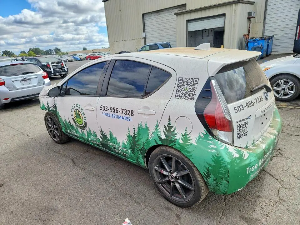 2016 TOYOTA PRIUS C TWO  