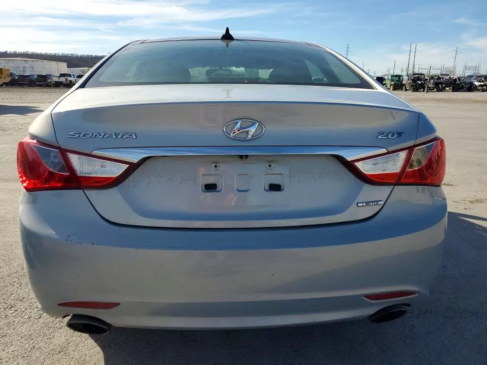 2013 HYUNDAI SONATA SE  
