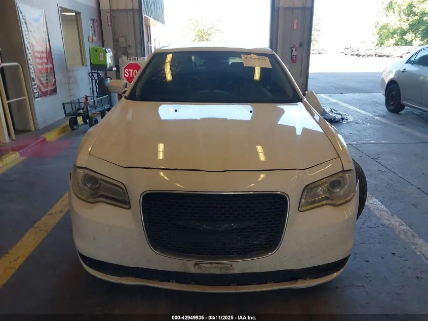 2015 CHRYSLER 300 LIMITED