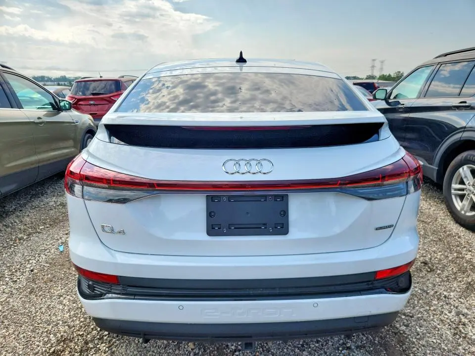 2024 AUDI Q4 E-TRON SPORTBACK PREMIUM  