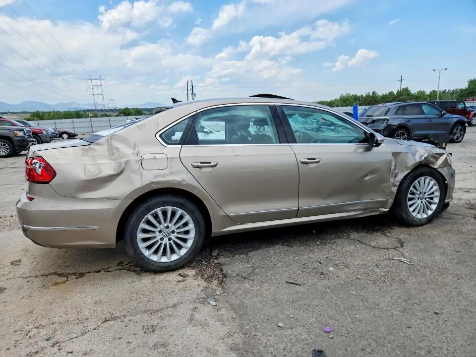 2016 VOLKSWAGEN PASSAT SE  