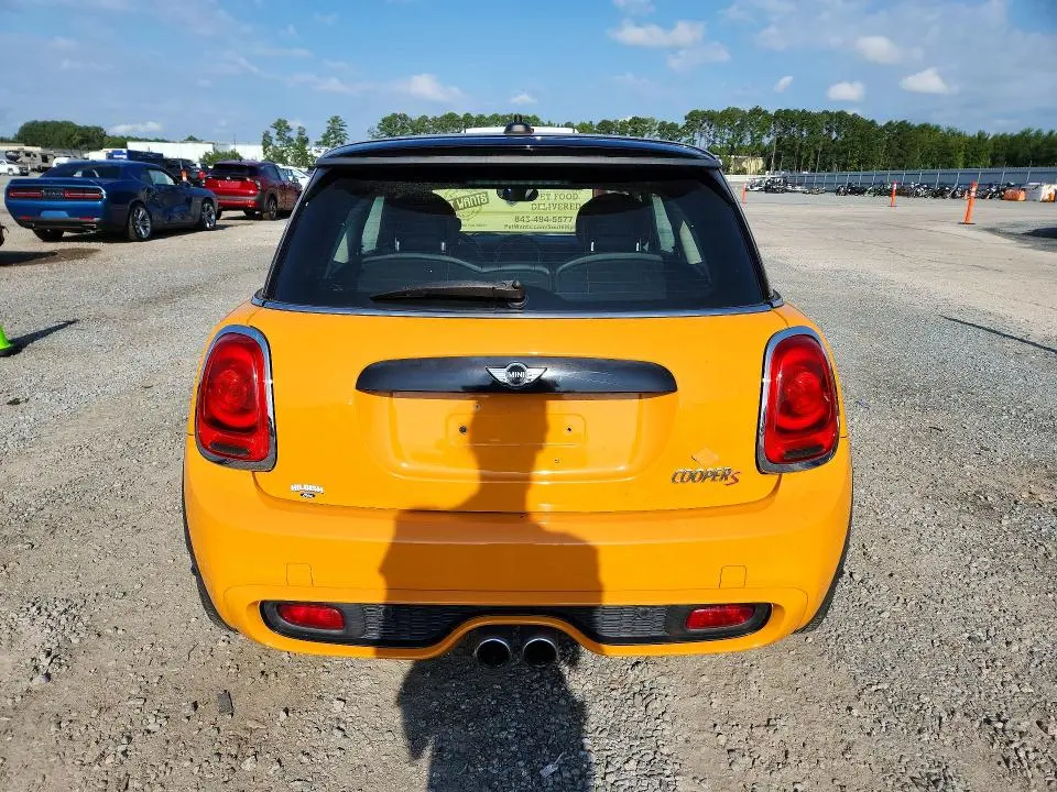 2015 MINI COOPER S  
