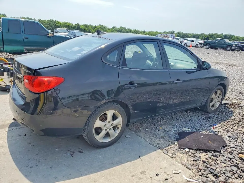 2010 HYUNDAI ELANTRA SE  