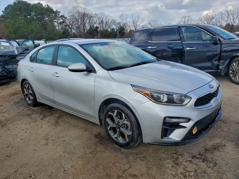 2021 KIA FORTE FE  