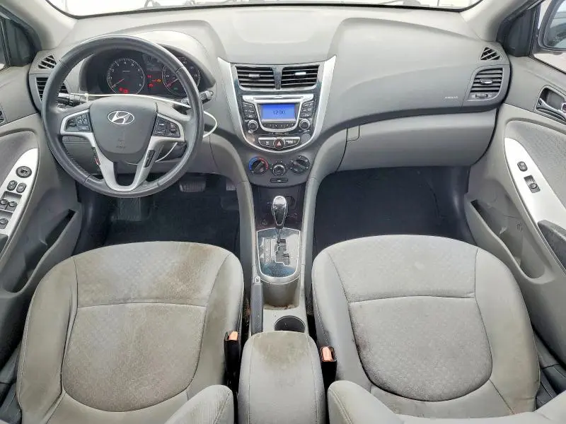 2013 HYUNDAI ACCENT SE  