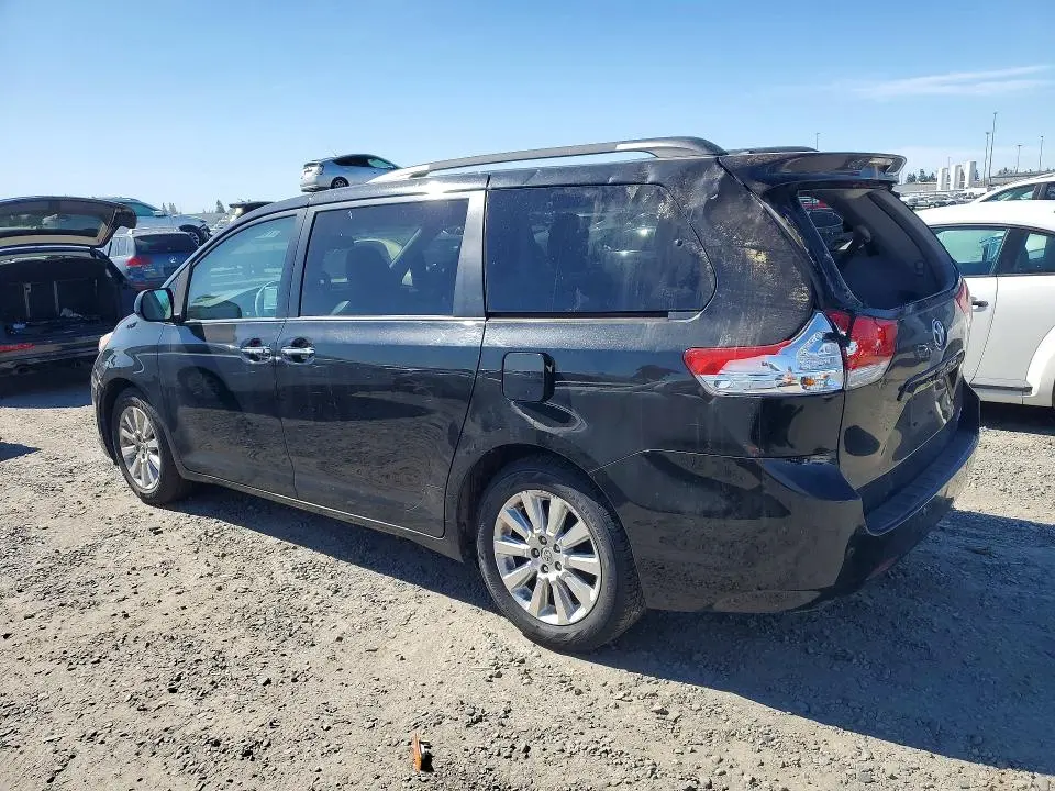 2011 TOYOTA SIENNA XLE 7-PASSENGER  