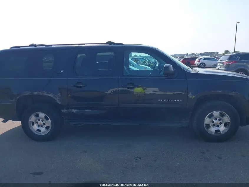 2013 CHEVROLET SUBURBAN LT