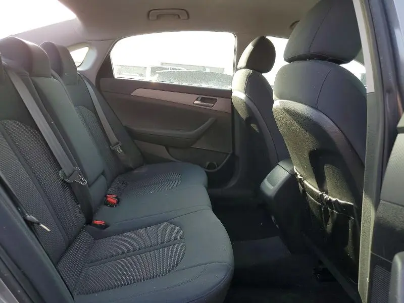 2018 HYUNDAI SONATA SE  