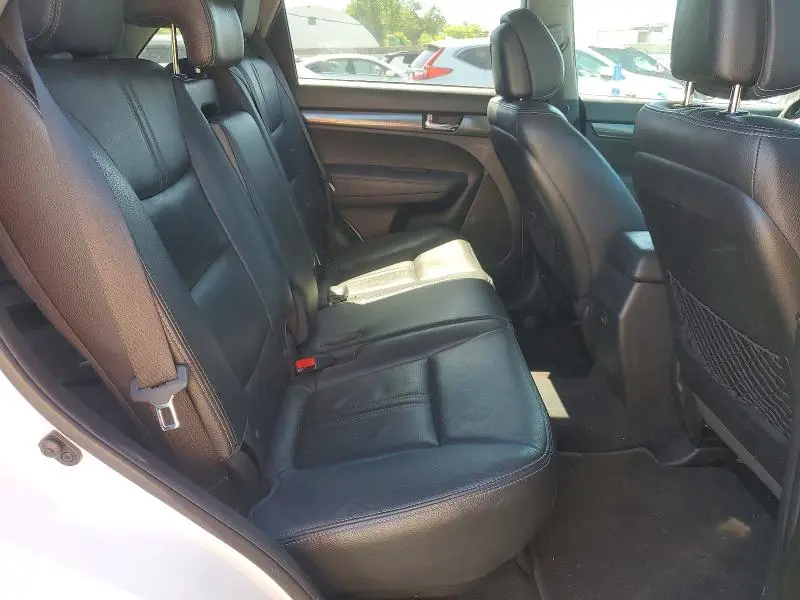2011 KIA SORENTO SX  