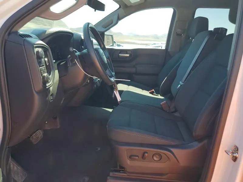 2025 CHEVROLET SILVERADO K1500 CUSTOM  