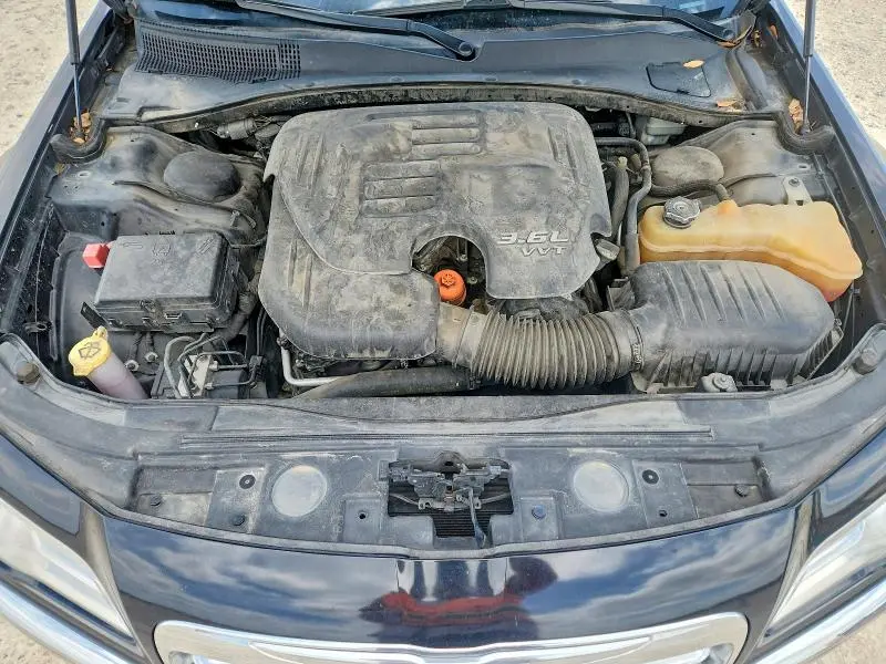 2014 CHRYSLER 300   