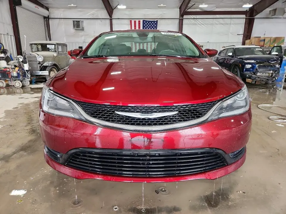 2017 CHRYSLER 200 LX  