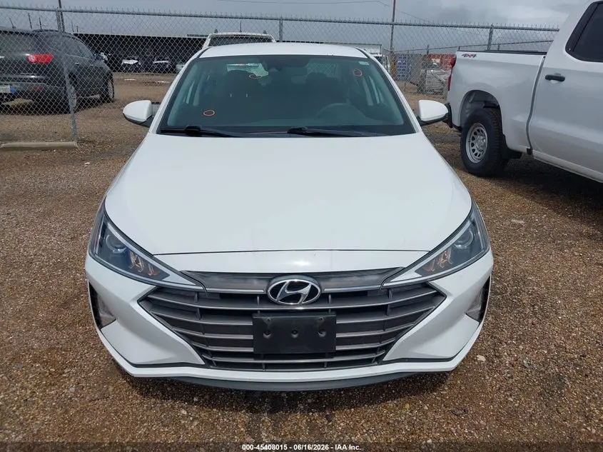2020 HYUNDAI ELANTRA SE